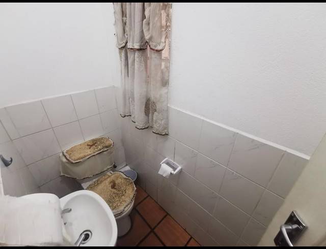 BUSINESS FOR SALE IN MEYERTON CENTRAL